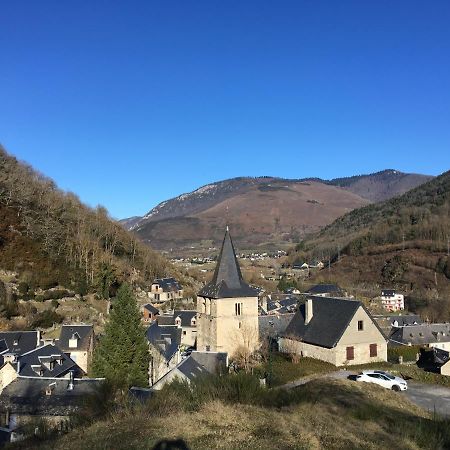 Appartement Dans Ancienne Maison Pyreneenne. Cadéac Exterior foto